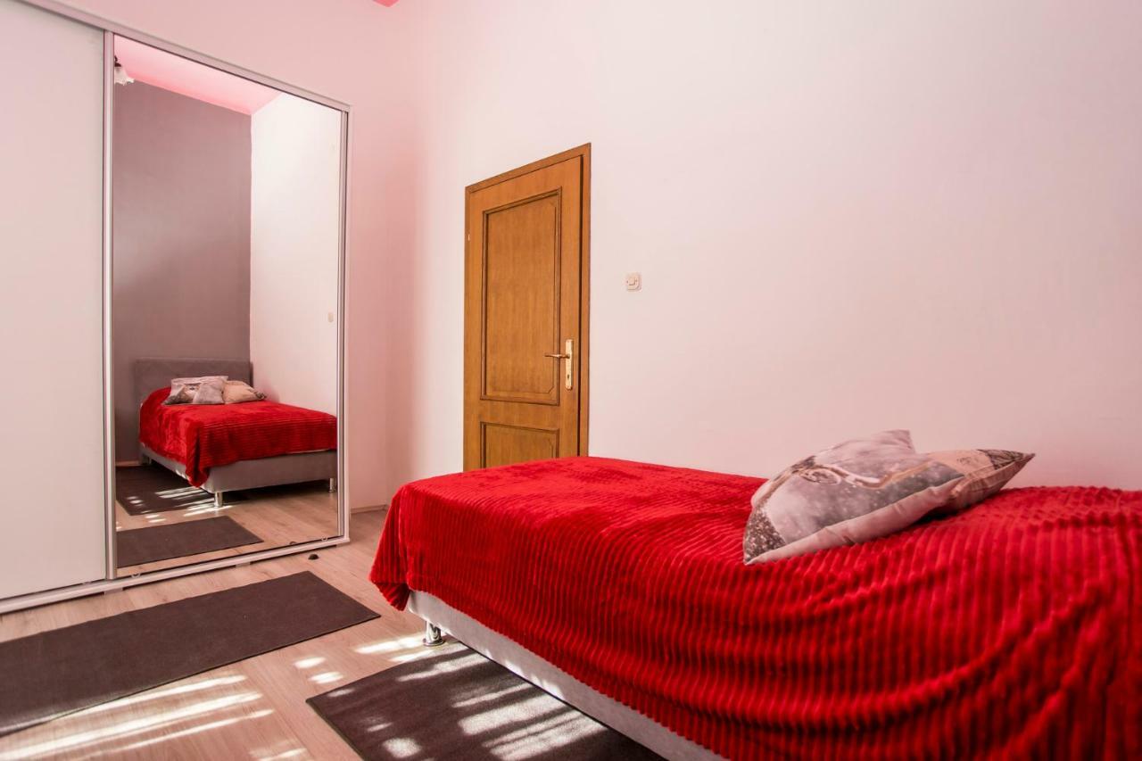 Emanuel Apartman Pula Zewnętrze zdjęcie