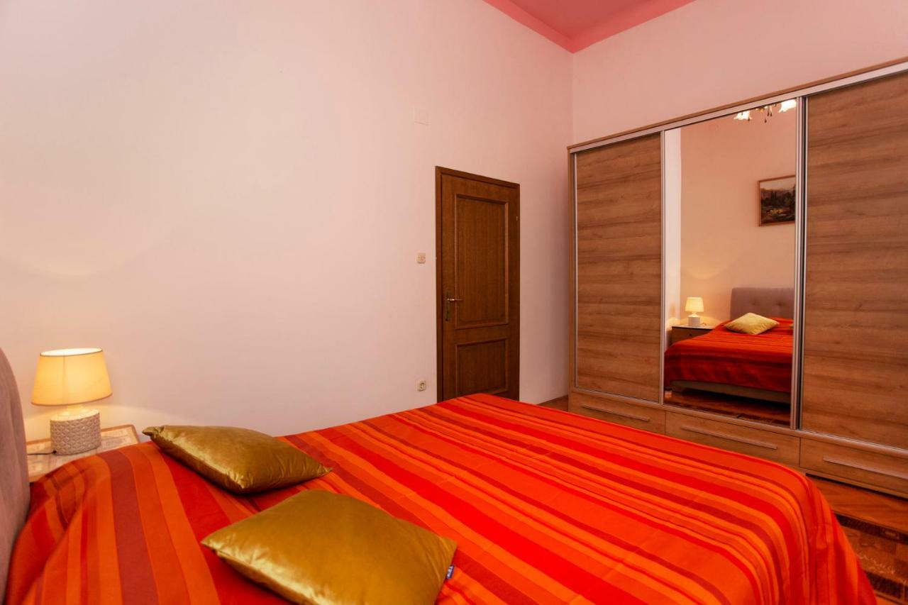Emanuel Apartman Pula Zewnętrze zdjęcie