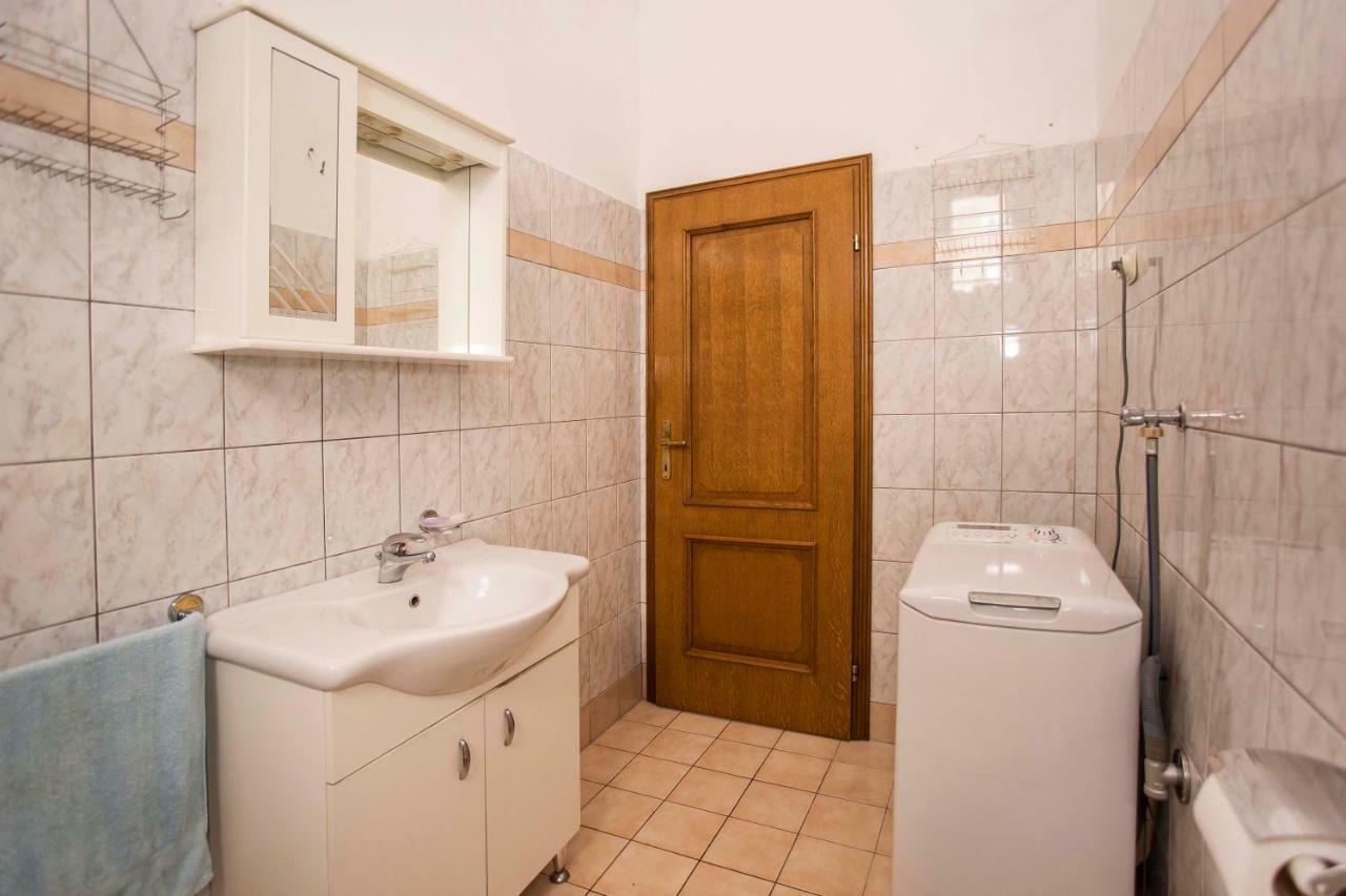 Emanuel Apartman Pula Zewnętrze zdjęcie