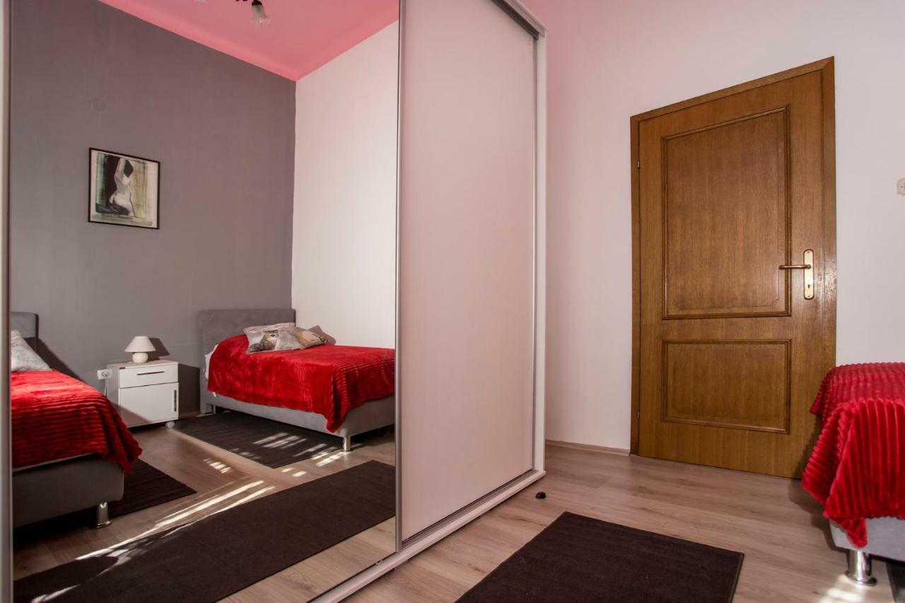 Emanuel Apartman Pula Zewnętrze zdjęcie