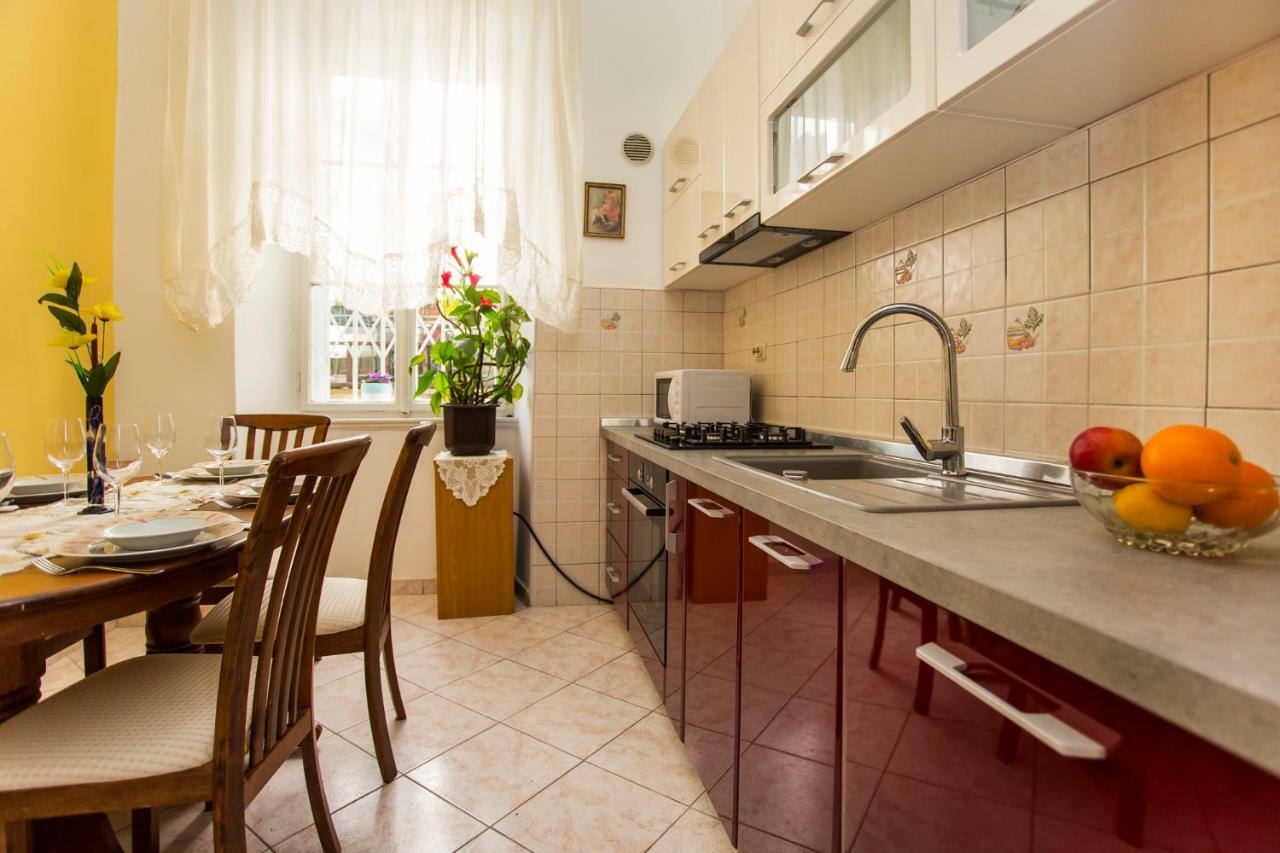 Emanuel Apartman Pula Zewnętrze zdjęcie