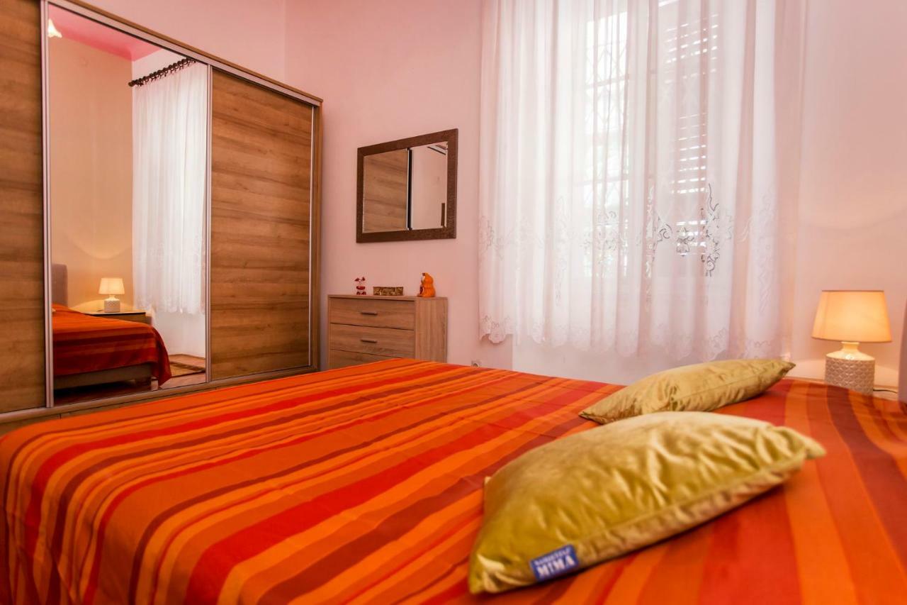 Emanuel Apartman Pula Zewnętrze zdjęcie